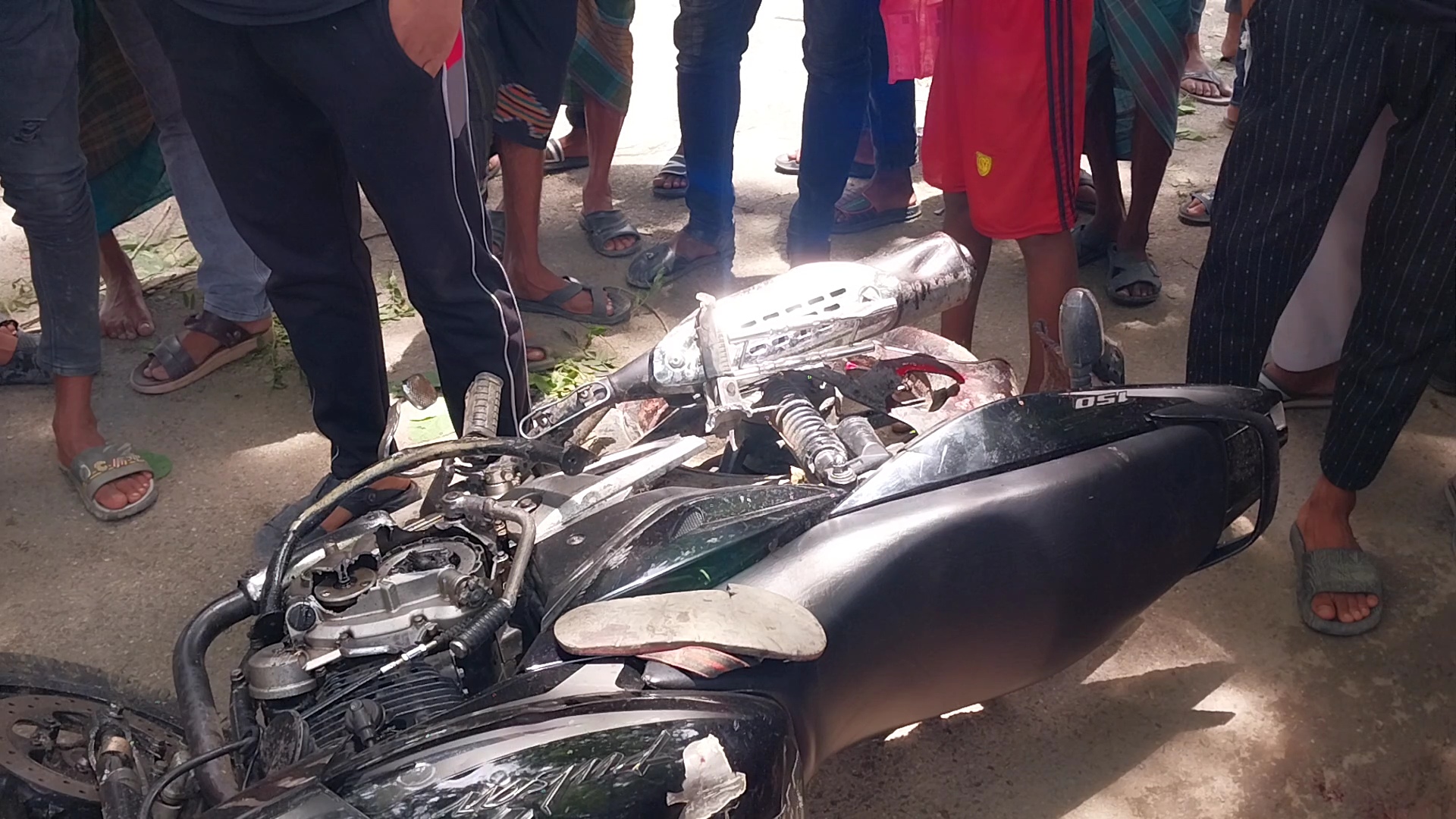 ছেলের আবদারে লোন তুলে কিনে দিয়েছিলেন মোটরসাইকেল