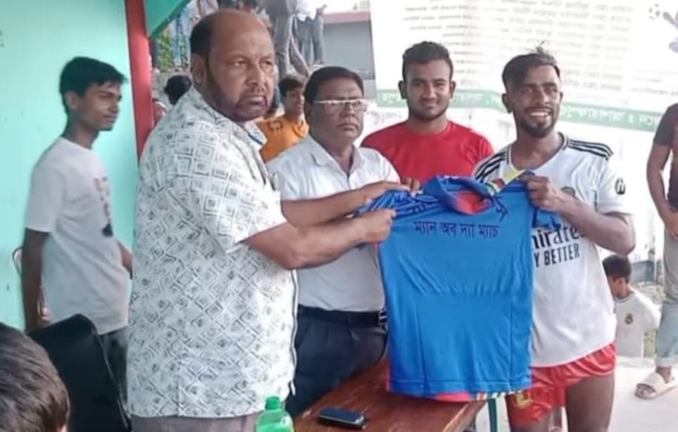 মেহেরপুরে ছহিউদ্দিন বিশ্বাস প্রীতি ফুটবল টুর্নামেন্ট