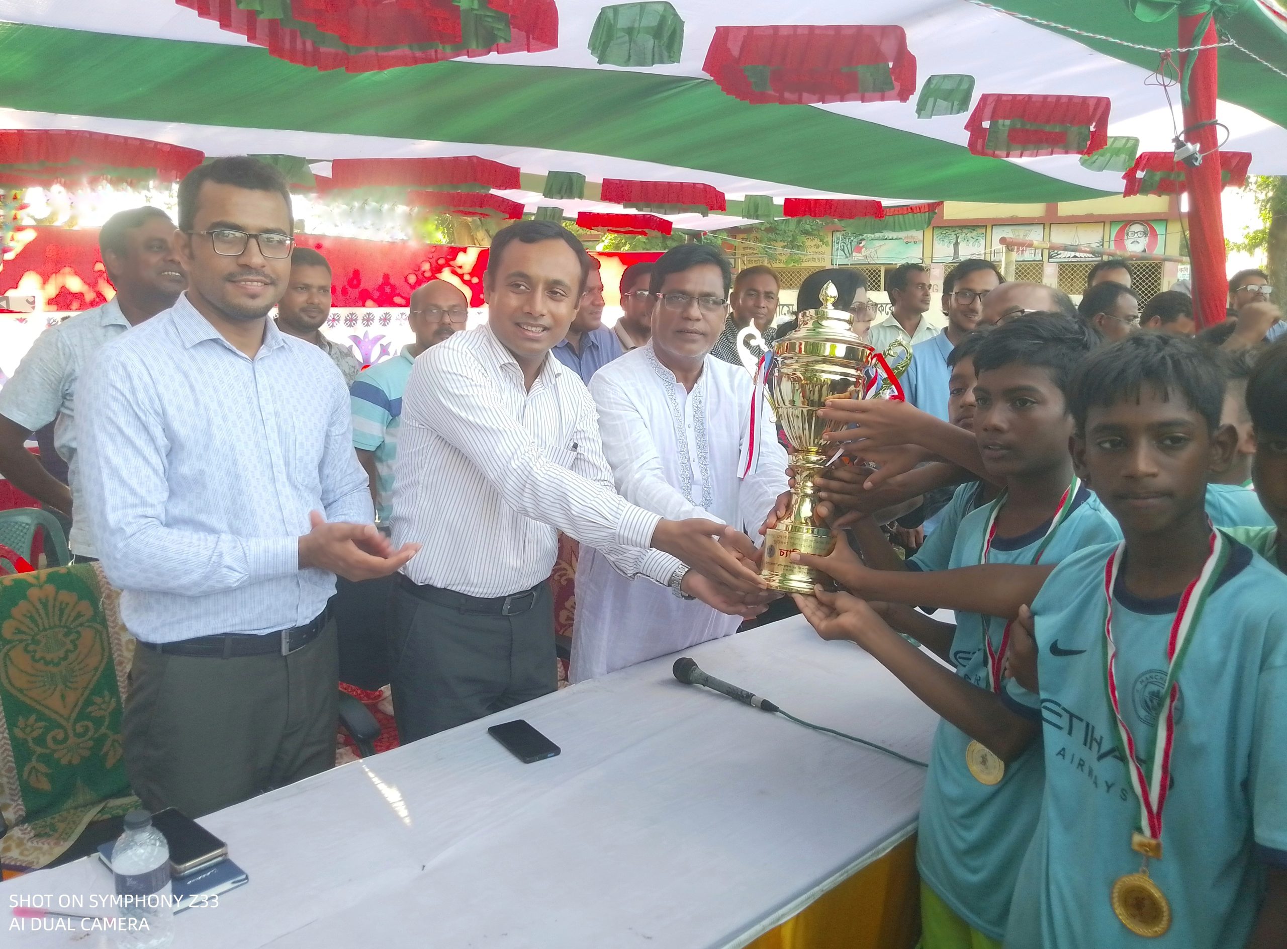 গাংনীতে বঙ্গবন্ধু-বঙ্গমাতা ফুটবল টুর্নামেন্টের ফাইনাল