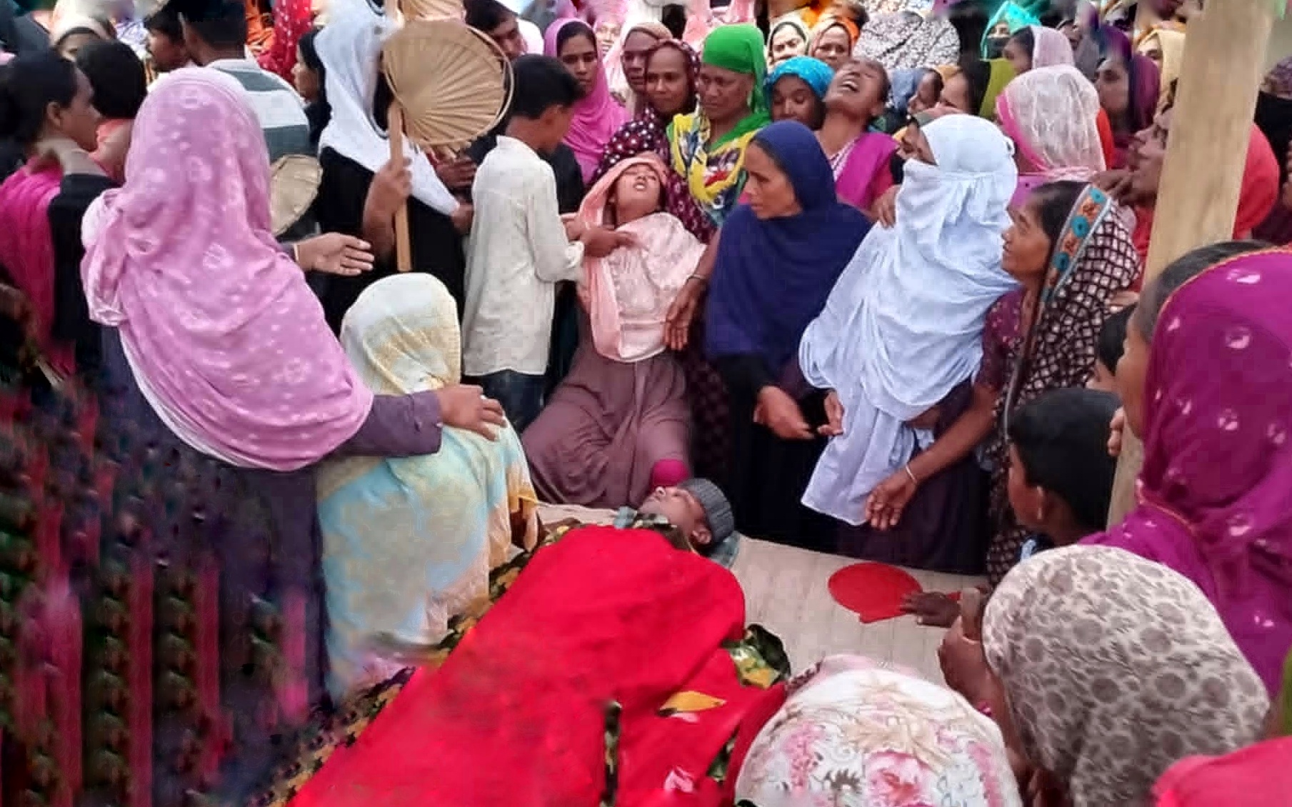 গাংনীতে গোসলের সময় বিদ্যুৎস্পৃষ্টে যুবকের মৃত্যু