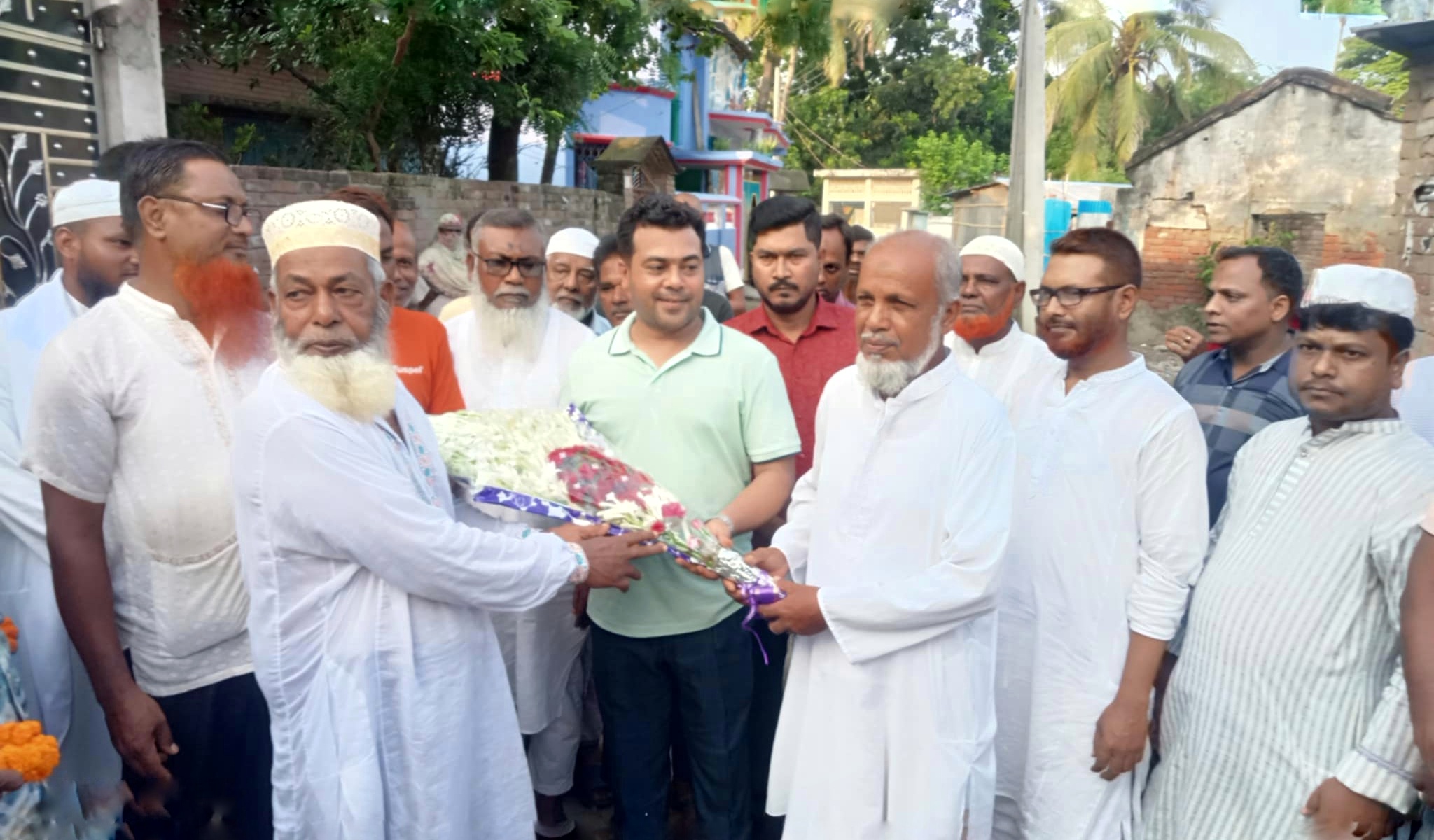 মেহেরপুরে রাস্তা ও ড্রেন নির্মাণকাজের উদ্বোধন