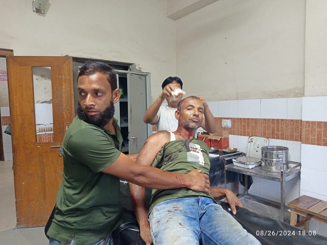 চুয়াডাঙ্গায় বাসের ধাক্কায় বিদ্যুৎ কর্মী জখম