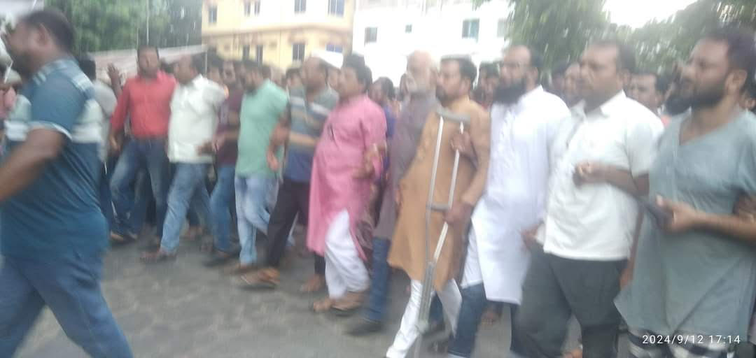 চুয়াডাঙ্গার কুতুবপুরে বিএনপি, যুবদল ও ছাত্রদলের উদ্যোগে সন্ত্রাস ও চাঁদাবাজ বিরোধী র‌্যালি ও সমাবেশ