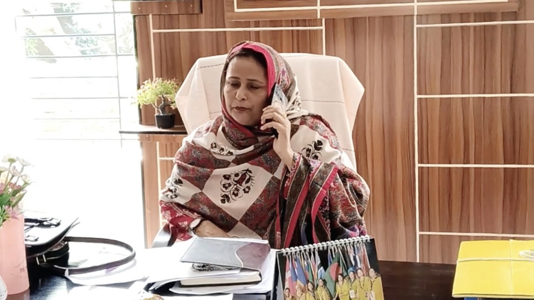 মেহেরপুরে কবি নজরুল শিক্ষা মঞ্জিলের প্রধান শিক্ষকের বিরুদ্ধে অভিযোগ
