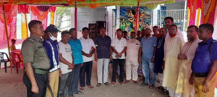 আন্দুলবাড়ীয়ায় লোকমোর্চার উদ্যোগে পূজামণ্ডপ পরিদর্শন