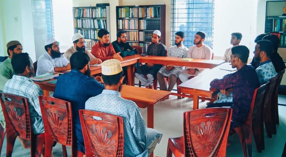 আলমডাঙ্গায় নিমগ্ন পাঠাগারে ক্যারিয়ার বিষয়ক আলোচনা