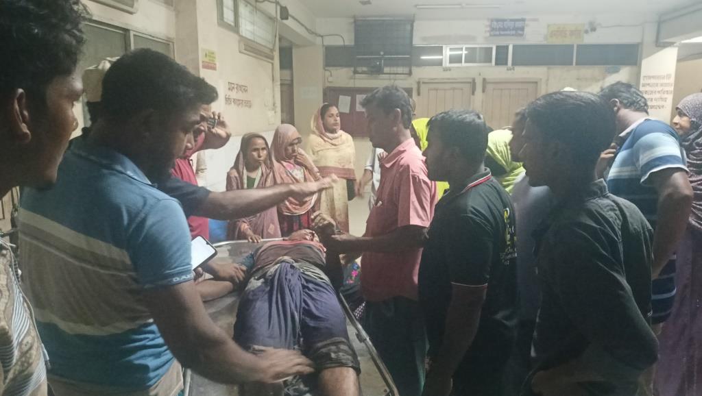 গাংনীতে মোটরসাইকেলের ধাক্কায় সবজি বিক্রেতা নিহত