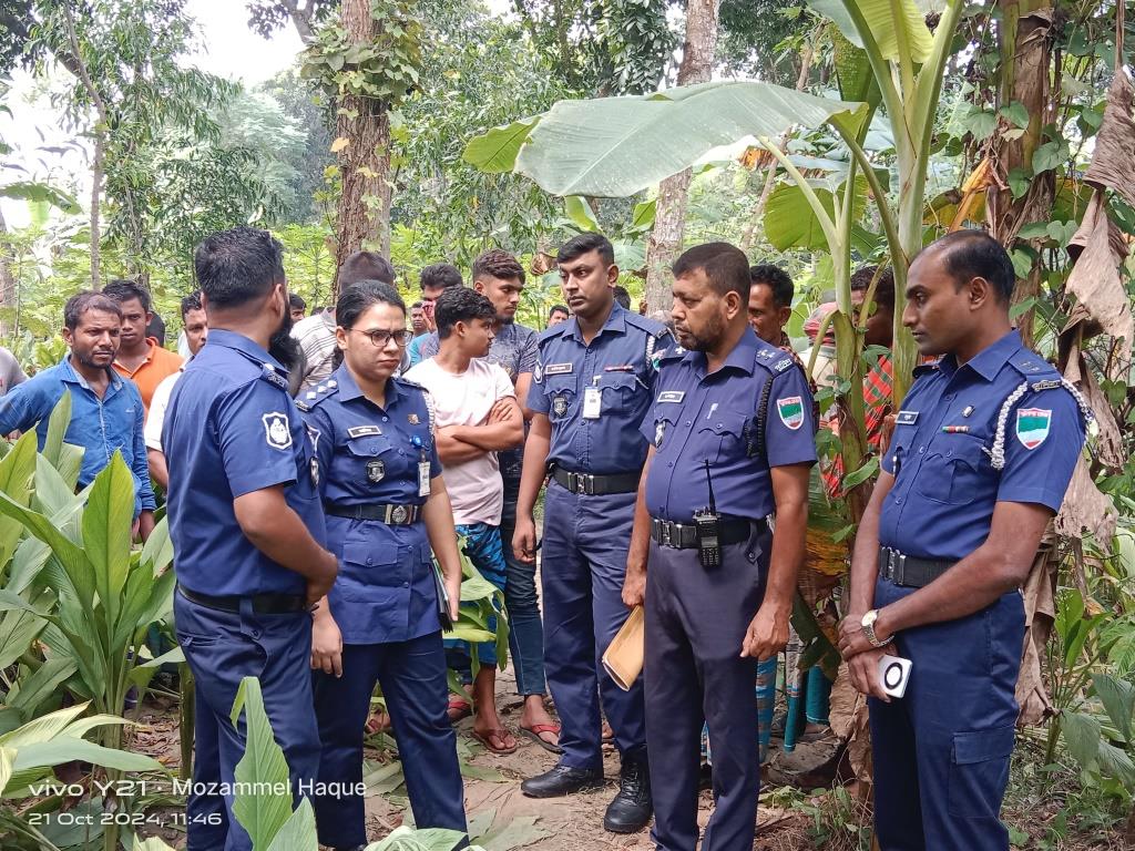 দামুড়হুদায় মাঠ থেকে যুবকের লাশ উদ্ধার