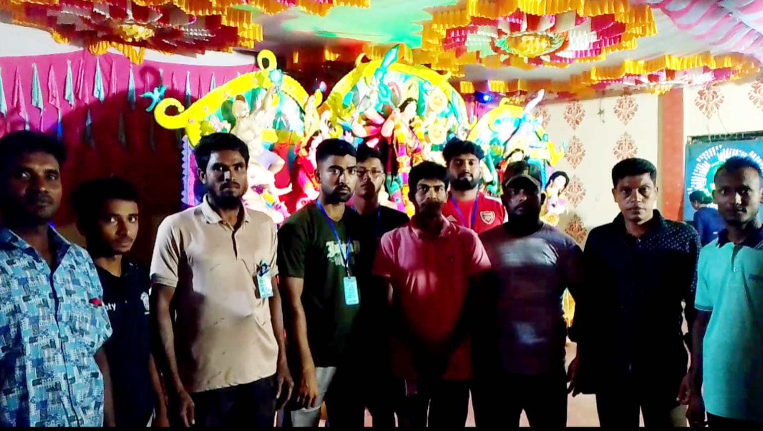 কার্পাসডাঙ্গা বিএনপির নেতৃত্বে পূজা মন্দির পাহাড়া<br>