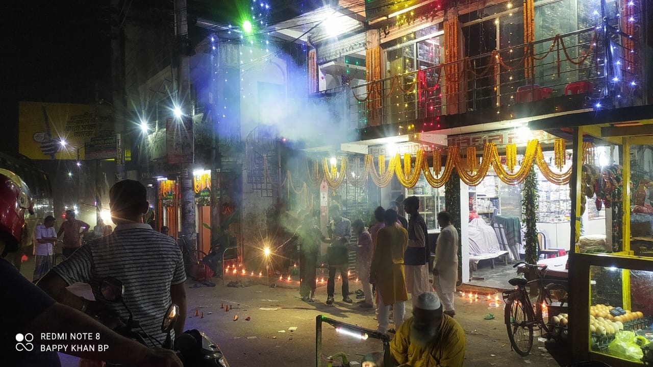 দীপাবলির উৎসবে মাতোয়ারা চুয়াডাঙ্গা
