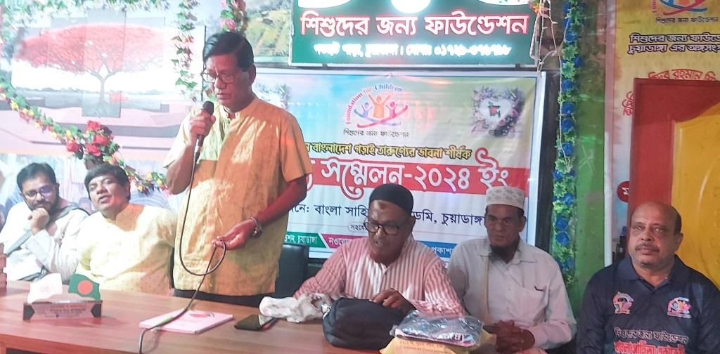 ৮ সাহিত্যিকসহ সম্মাননা পেলেন ১৫ জন