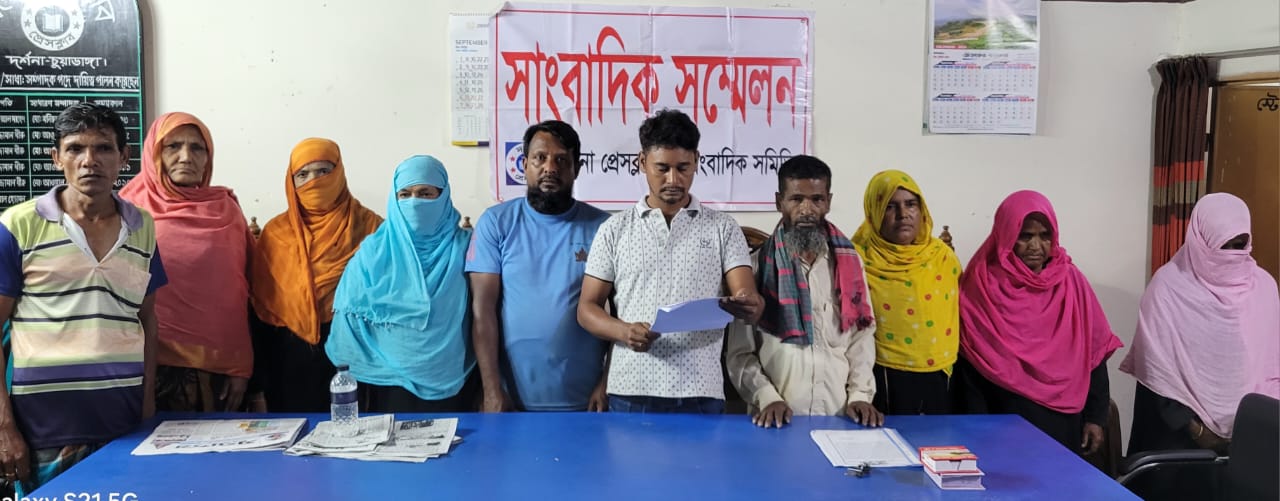 দর্শনা থানায় মিথ্যা চাঁদাবাজির অভিযোগের প্রতিবাদে সাংবাদিক সম্মেলন