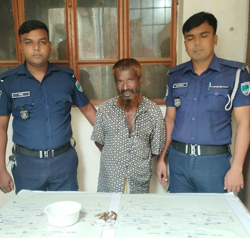 আলমডাঙ্গায় ব্রুপ্রেনরফাইন ইনজেকশনসহ একজন গ্রেপ্তার