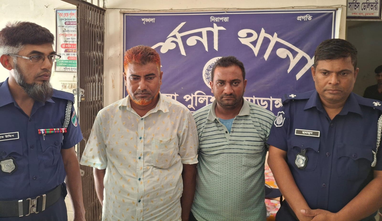 দর্শনায় বিষ্ফোরক দ্রব্য আইনে মামলার ২ আসামি গ্রেপ্তার
