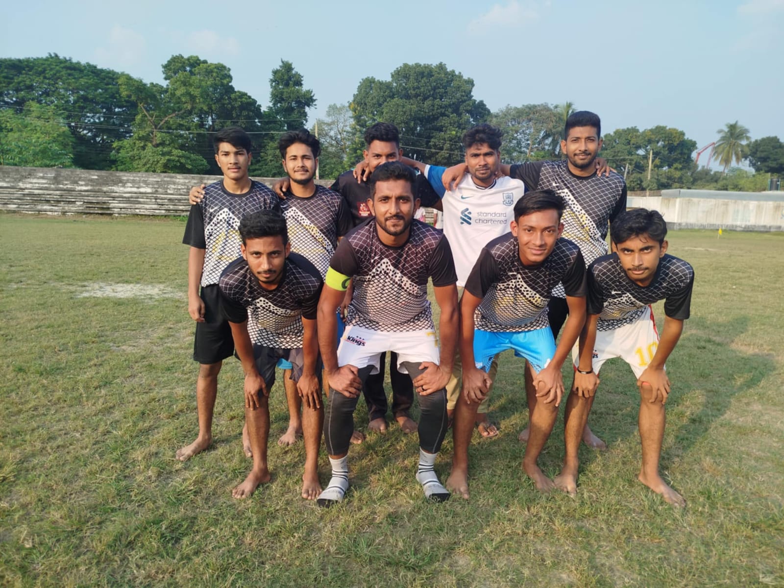 চুয়াডাঙ্গায় শহীদ জিয়া স্মৃতি ফুটবল টুর্নামেন্টের কোয়ার্টার ফাইনাল