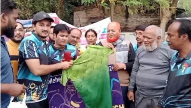 মেহেরপুরে গোল্ডকাপ ক্রিকেট টুর্নামেন্টে ২ নম্বর ওয়ার্ড সেমিফাইনালে