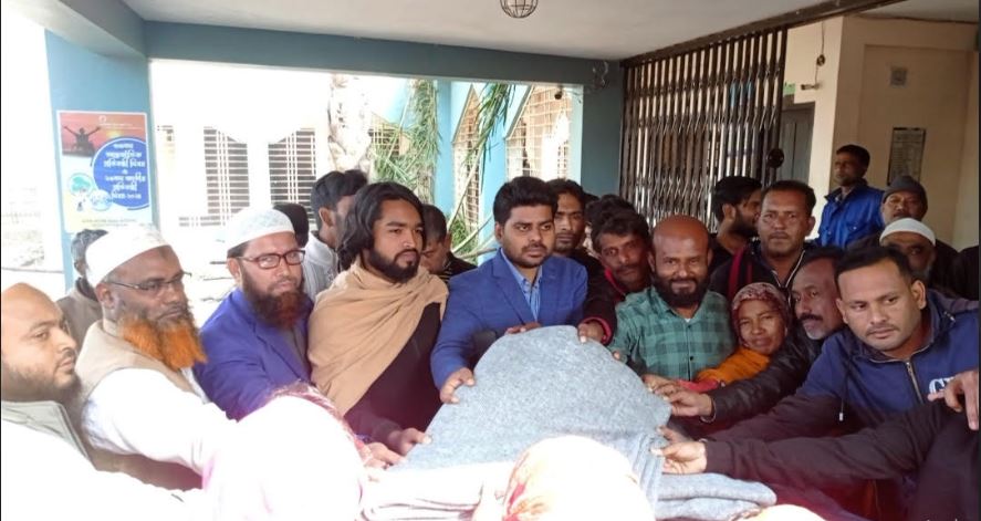 কুতুবপুর ও পদ্মবিলা ইউনিয়নে কম্বল বিতরণ