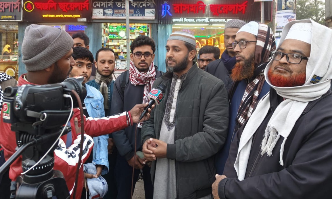 আলমডাঙ্গায় শ্রমিক কল্যাণ ফেডারেশনের শোডাউন