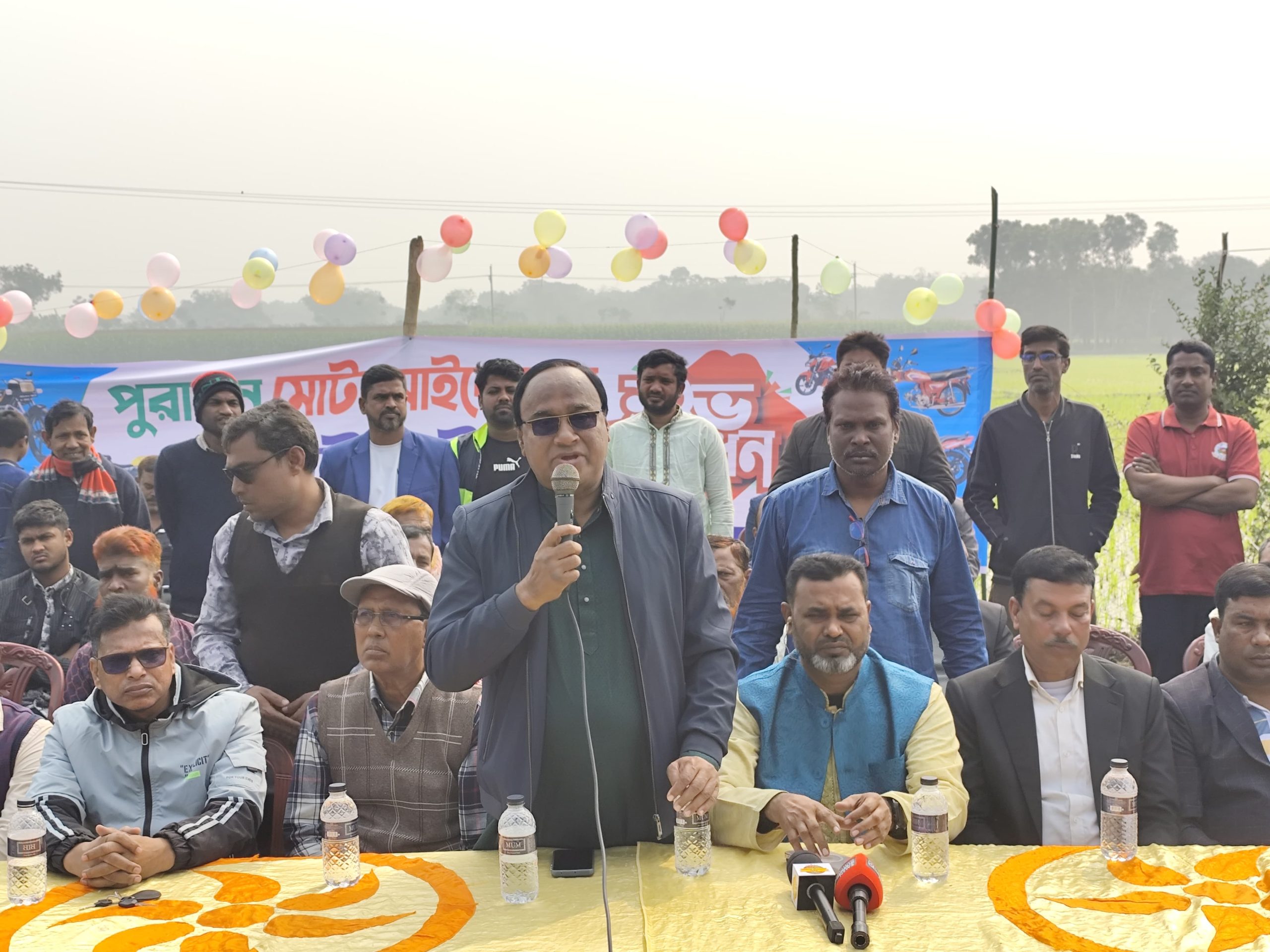 জীবননগরে সাপ্তাহিক পুরাতন মোটরসাইকেলের হাট উদ্বোধন