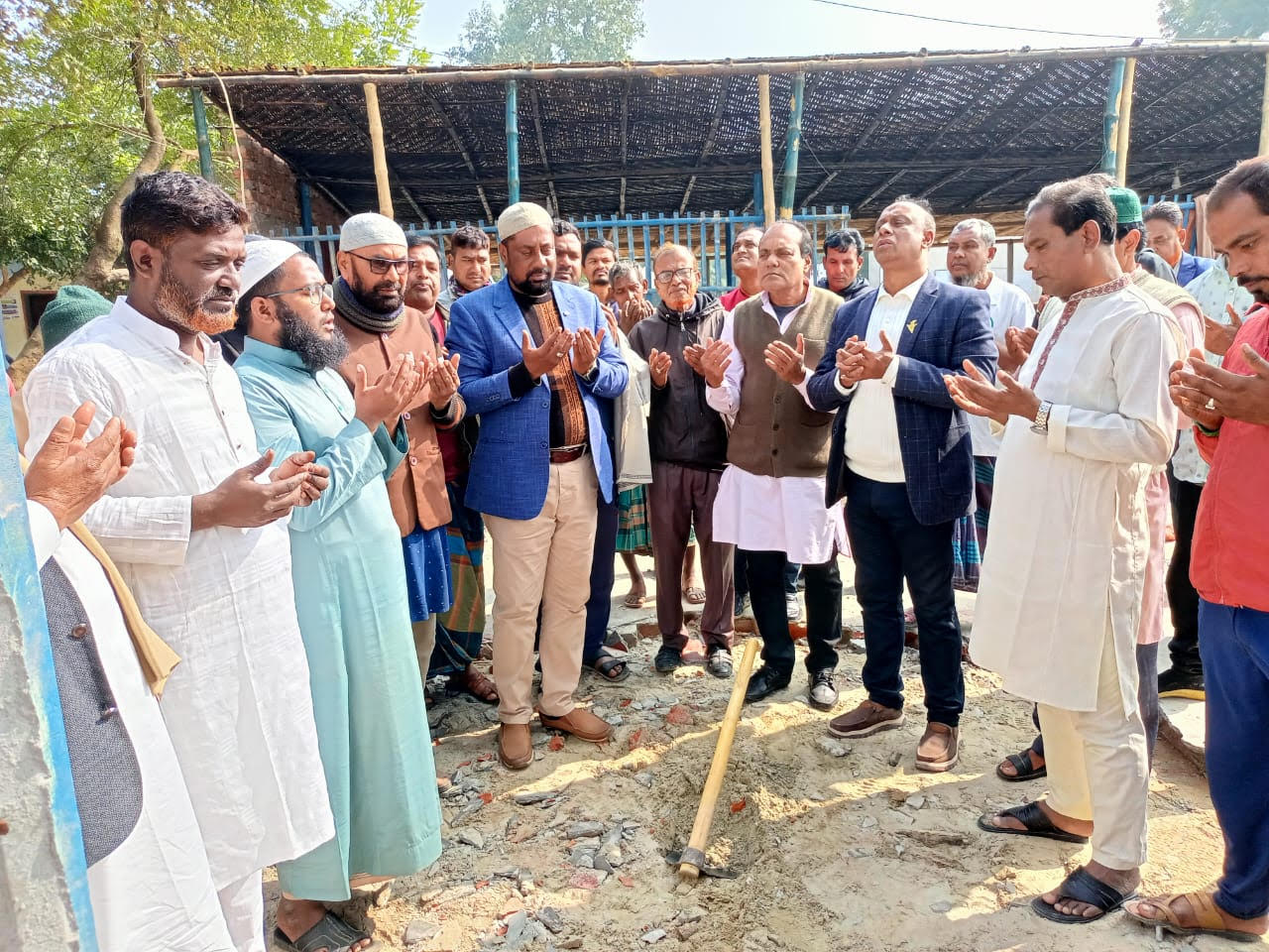 দামুড়হুদা ইউপি জামে মসজিদের ভিত্তিপ্রস্তর স্থাপনের উদ্বোধন