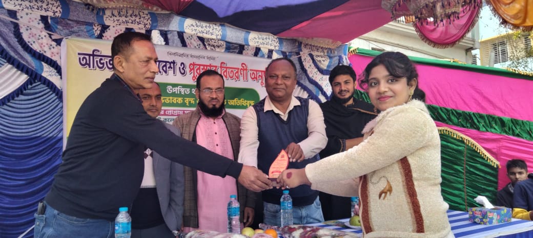 চুয়াডাঙ্গায় ক্যাডেট একাডেমির অভিভাবক সমাবেশ ও পুরস্কার বিতরণ