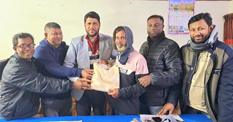 দর্শনা, কার্পাসডাঙ্গা ও জীবননগরে শীতবস্ত্র বিতরণ