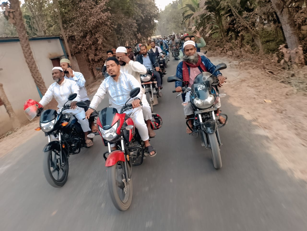 কালিদাসপুরে জামায়াতের মোটরসাইকেল র‍্যালি