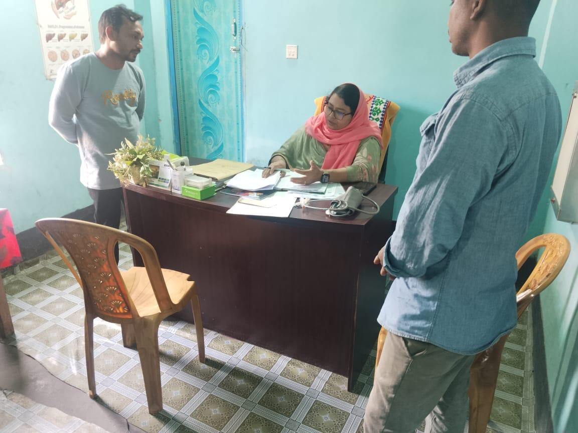 দামুড়হুদার আটকবর ক্লিনিকে ‘ভুল চিকিৎসায়’ স্কুলছাত্রীর মৃত্যুর অভিযোগ