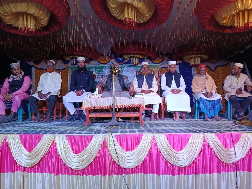 দামুড়হুদার হরিশ্চন্দ্রপুরে বার্ষিক তাফসিরুল কুরআন মাহফিল