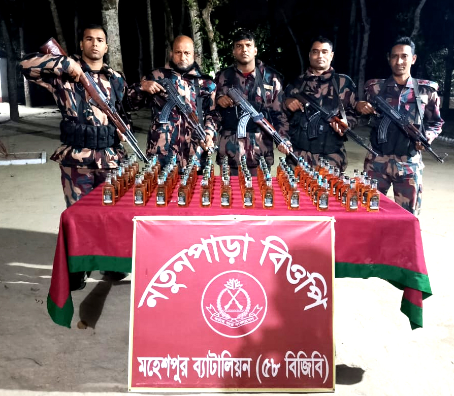 সীমান্তে ৫৮ বিজিবির পৃথক অভিযানে মাদক উদ্ধার
