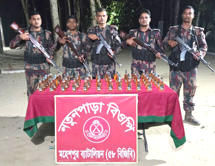 পাচারের সময় দুই নাবালিকা উদ্ধার, পাচারকারী আটক