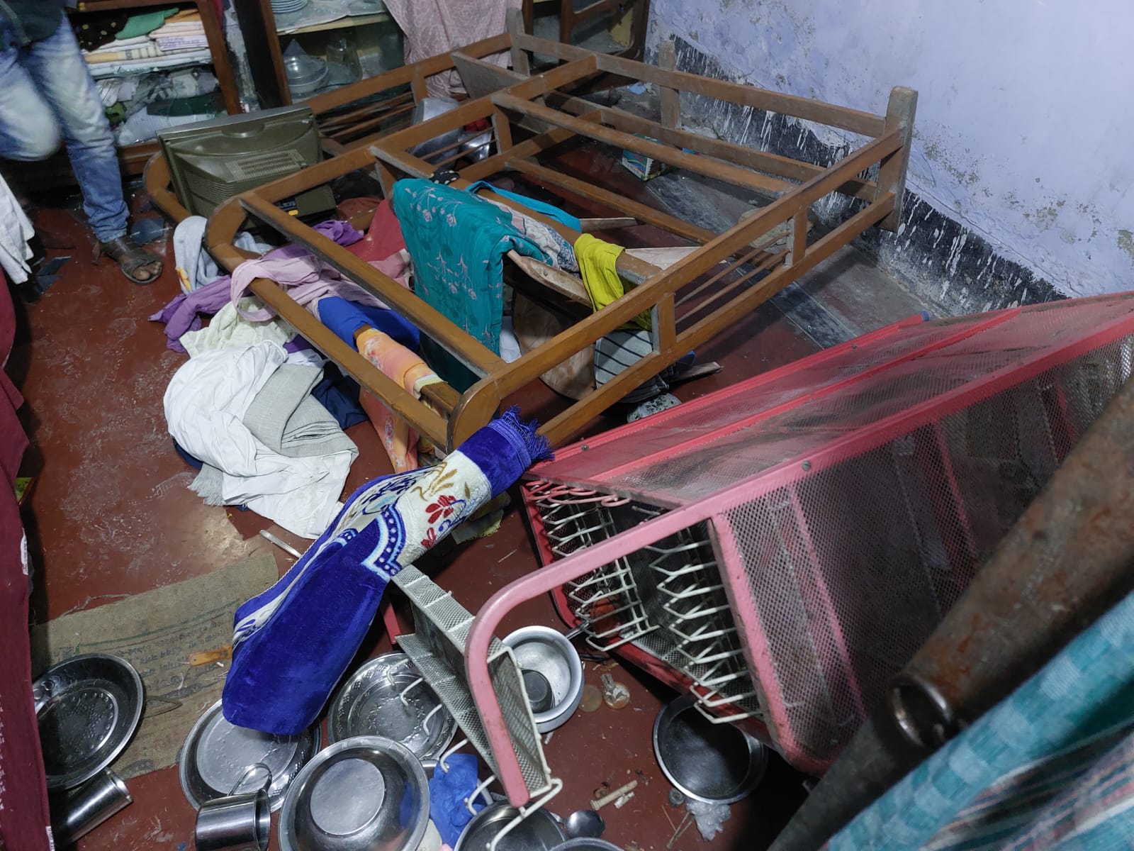 চুয়াডাঙ্গায় জমির বায়নার টাকা নিয়ে ক্রেতা-বিক্রেতার দ্বন্দ্ব