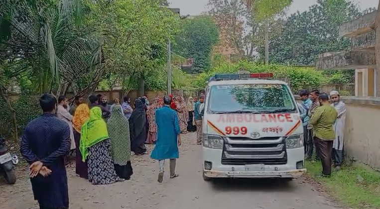 চুয়াডাঙ্গায় ছেলের ছুরিকাঘাতে নিহত দোদুলের দাফন সম্পন্ন, মামলা
