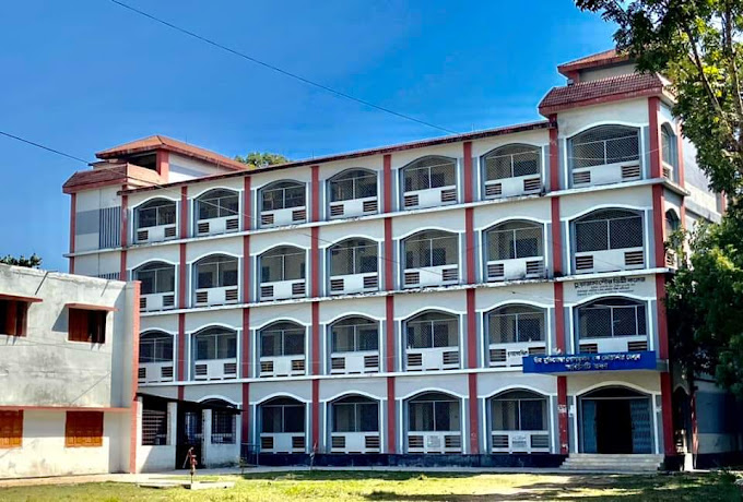 চুয়াডাঙ্গা পৌর ডিগ্রি কলেজের ভারপ্রাপ্ত অধ্যক্ষের দায়িত্ব নিয়ে জটিলতা কাটছেই না