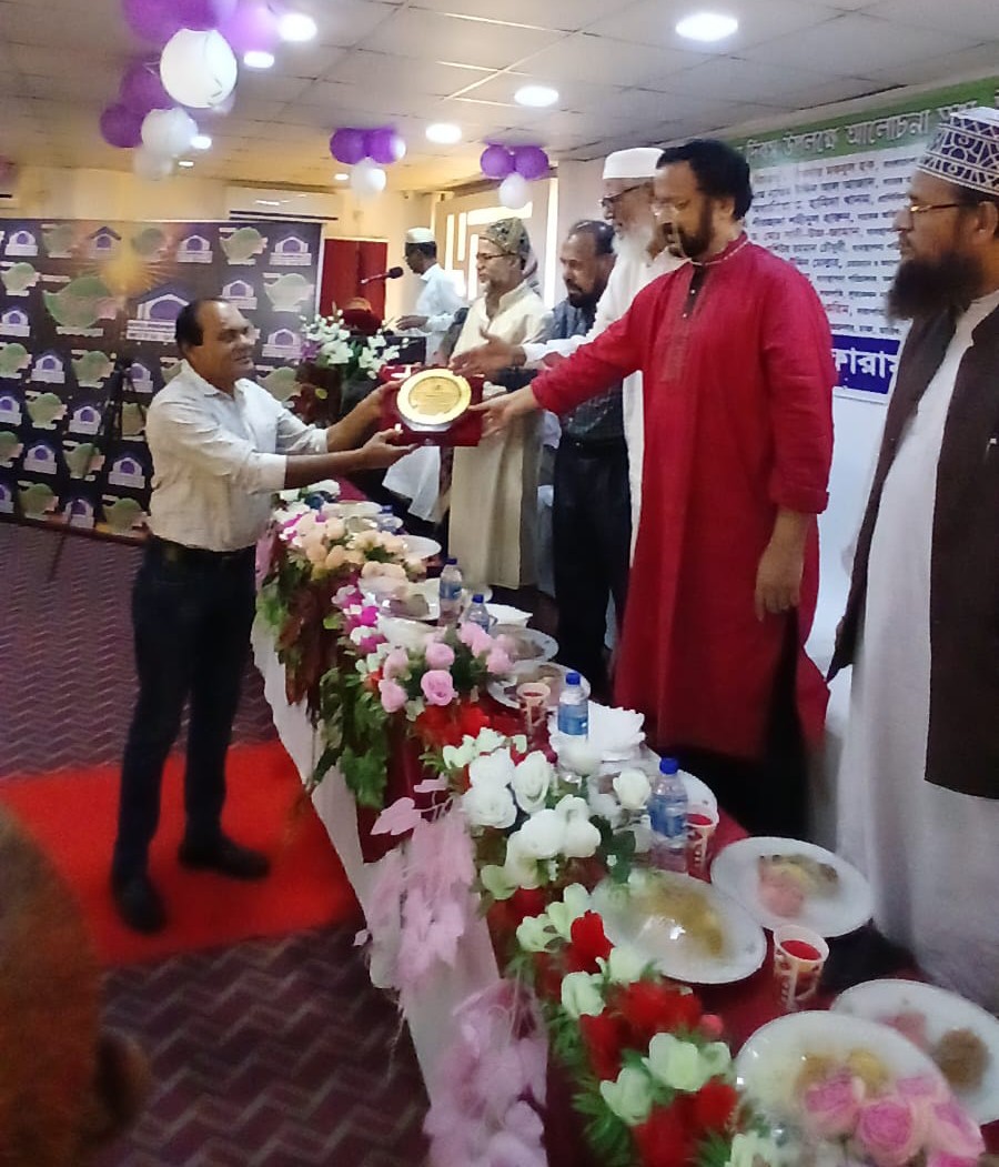 স্বাধীনতা স্মৃতি পদক পেলেন দামুড়হুদা উপজেলা বিএনপির সভাপতি মনির
