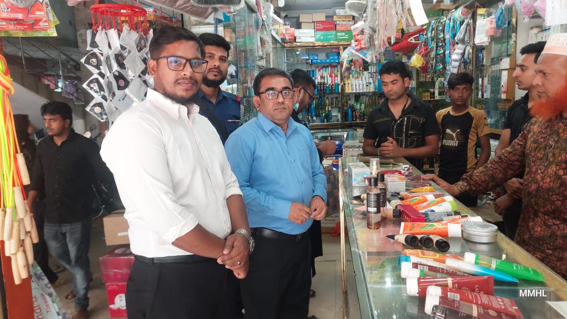 মেহেরপুরে নিষিদ্ধ কসমেটিক ও মেয়াদোত্তীর্ণ পণ্য বিক্রি