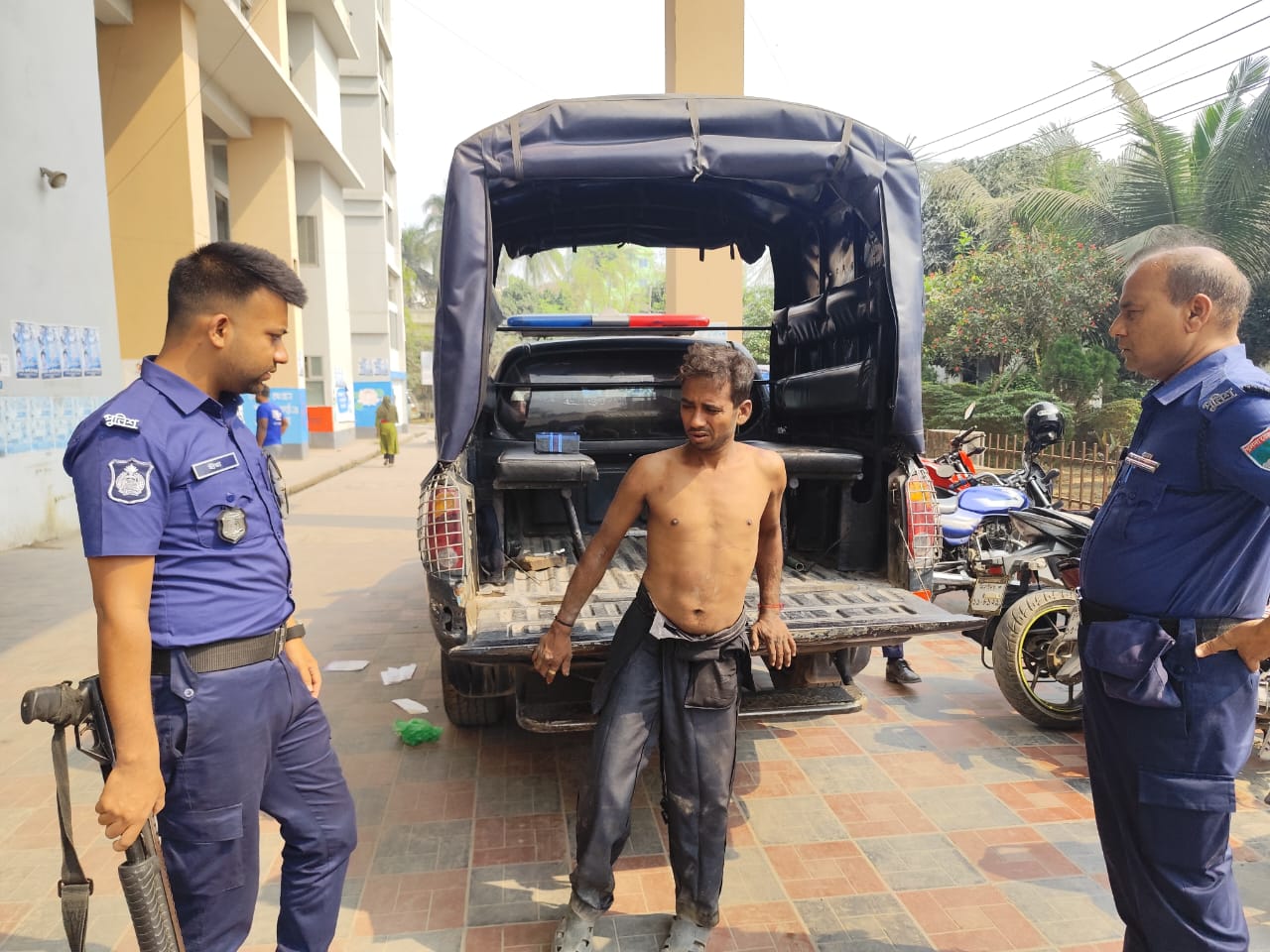 চুয়াডাঙ্গায় গৃহকর্মীকে ধর্ষণচেষ্টা, থানায় অভিযোগ