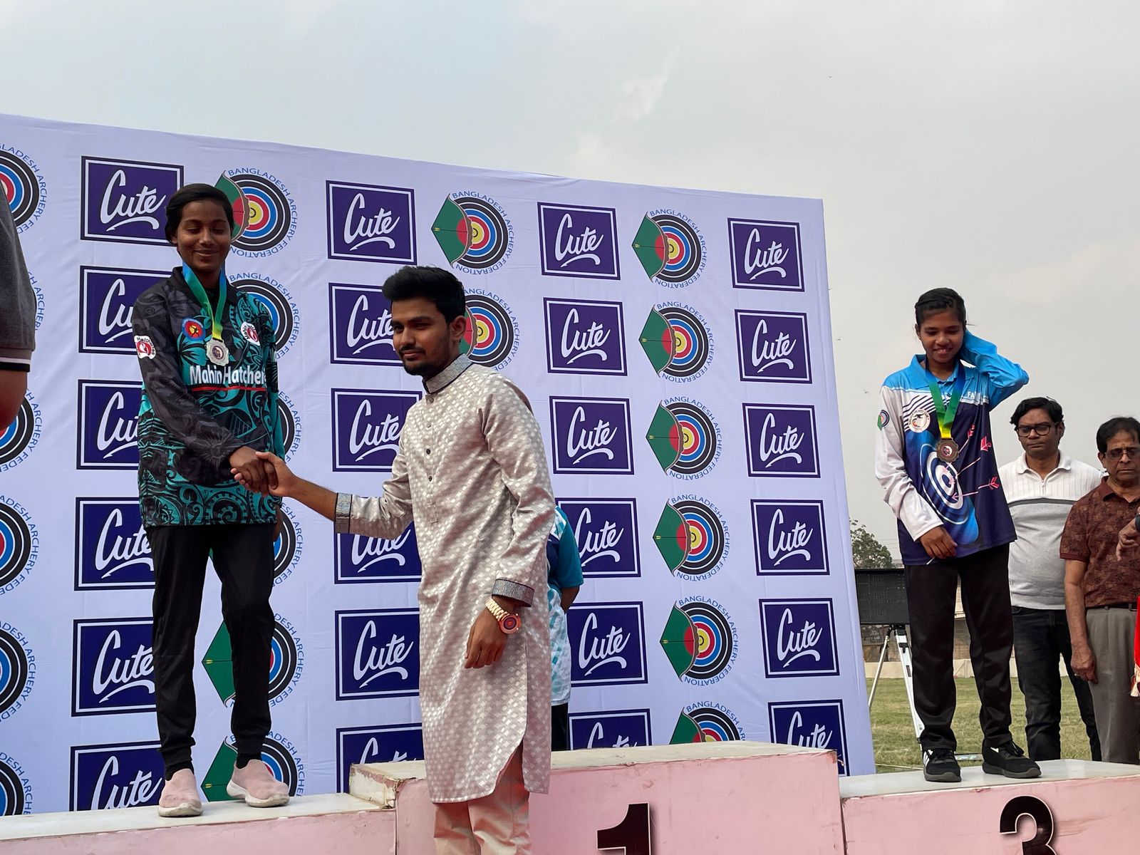 সিলভার মেডেল পেলেন চুয়াডাঙ্গার হাবিবা