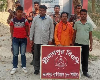 মহেশপুর সীমান্তে ৫ বাংলাদেশি নাগরিক আটক