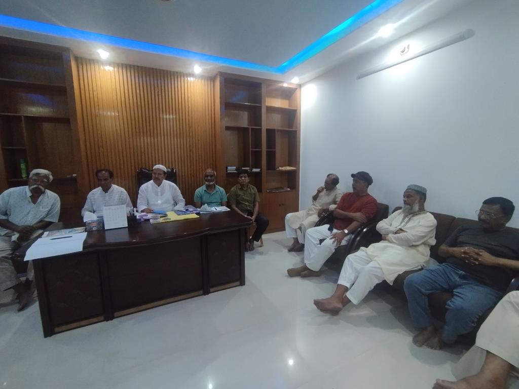 চুয়াডাঙ্গায় আবুল হোসেন স্মৃতি গণগ্রন্থাগার পুনরুদ্ধার কমিটির সভায় বিশিষ্টজনেরা