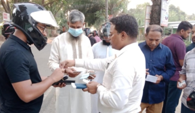 মেহেরপুরে মোটরসাইকেল চালকদের মামলা ও জরিমানা