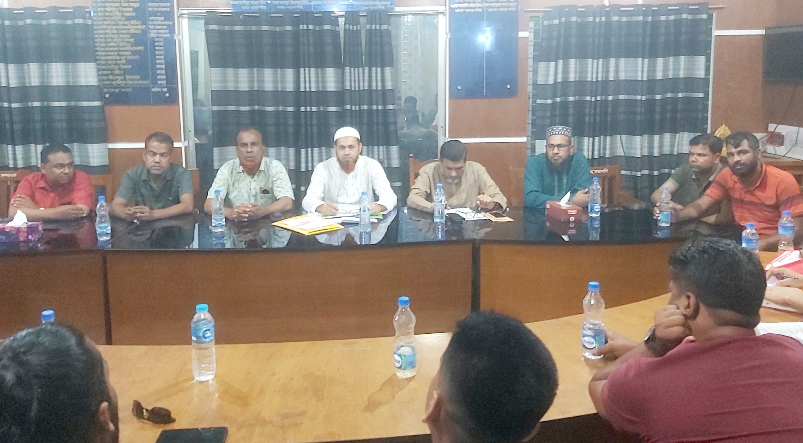 আলমডাঙ্গা বণিক সমিতির মাসিক সভা অনুষ্ঠিত