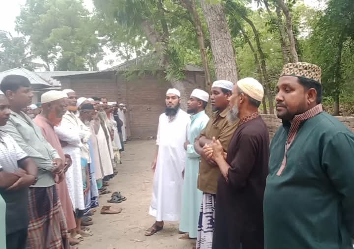আলমডাঙ্গা প্রেসক্লাবের সদস্য লাল্টুর মা আর নেই