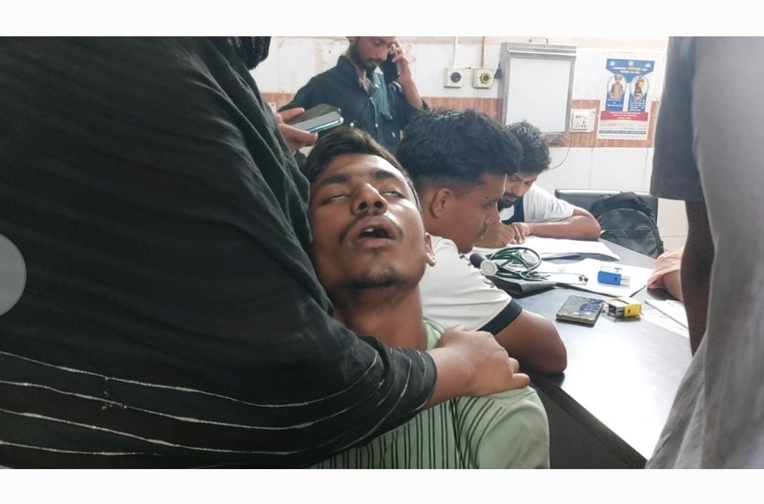 সারাদিন ঘুরে বিকেলে ইজিবাইক নিয়ে চম্পট